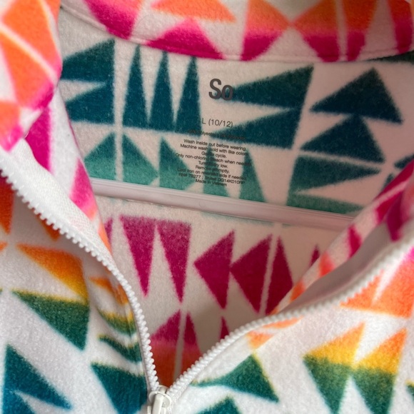 Colorful Geometric Patterned quarter zip with pockets for youth - Picture 3 of 3